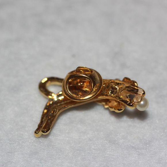 Cute Gold Tone Cat Tack Pin Faux Pearl - Picture 3 of 3